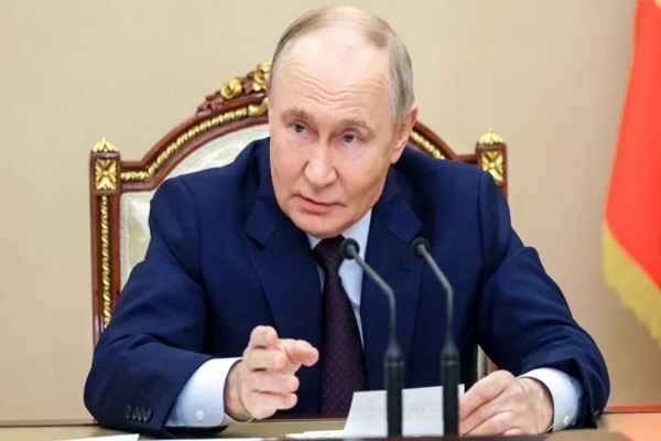 Putin-The Public Review